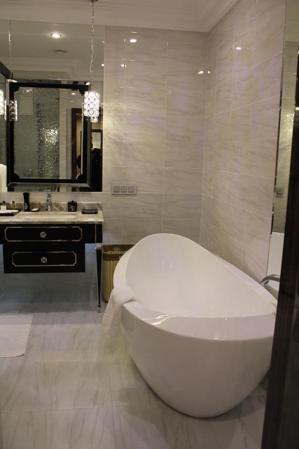 Boutique Hotel Health Club&Spa Grand Prix Astana Eksteriør billede