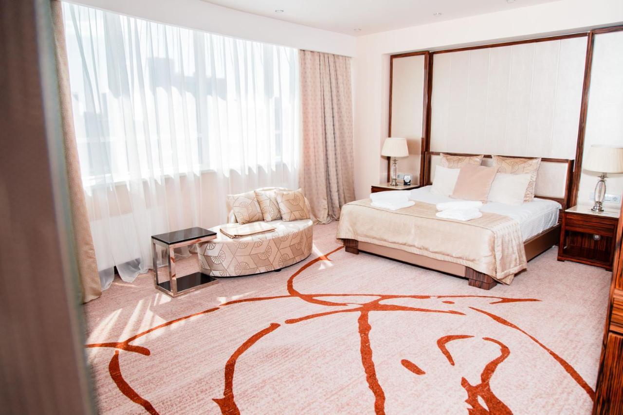 Boutique Hotel Health Club&Spa Grand Prix Astana Eksteriør billede